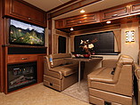 2015 Fleetwood Bounder Photo #12