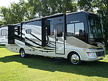 2015 Fleetwood Bounder Photo #3