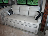 2015 Fleetwood Bounder Photo #10