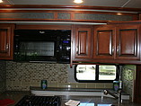 2015 Fleetwood Bounder Photo #16