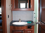 2015 Fleetwood Bounder Photo #21