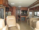 2015 Fleetwood Bounder Photo #13