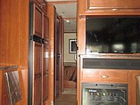 2015 Fleetwood Bounder Photo #18