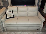 2015 Fleetwood Bounder Photo #15