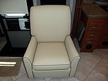 2015 Fleetwood Bounder Photo #21