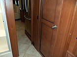 2015 Fleetwood Bounder Photo #31