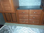 2015 Fleetwood Bounder Photo #39