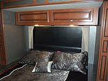 2015 Fleetwood Bounder Photo #42