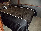 2015 Fleetwood Bounder Photo #45