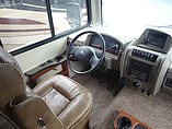 2015 Fleetwood Bounder Photo #6