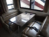 2015 Fleetwood Bounder Photo #9