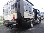 2015 Fleetwood Bounder Photo #15