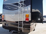 2015 Fleetwood Bounder Photo #6