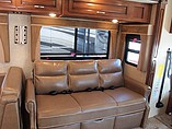 2015 Fleetwood Bounder Photo #11