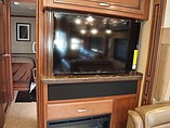 2015 Fleetwood Bounder Photo #12