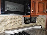 2015 Fleetwood Bounder Photo #25