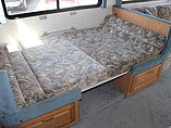 1998 Fleetwood Bounder Photo #26