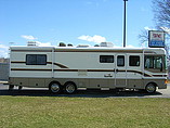 1998 Fleetwood Bounder Photo #5