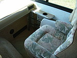 1998 Fleetwood Bounder Photo #9