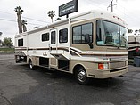1999 Fleetwood Bounder Photo #3