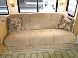 1999 Fleetwood Bounder Photo #9