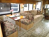 1999 Fleetwood Bounder Photo #21