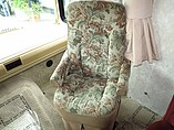 1999 Fleetwood Bounder Photo #25