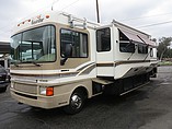 1999 Fleetwood Bounder Photo #30