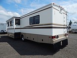 1999 Fleetwood Bounder Photo #2