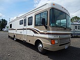 1999 Fleetwood Bounder Photo #4