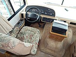 1999 Fleetwood Bounder Photo #12