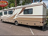 1999 Fleetwood Bounder Photo #3