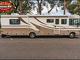 1999 Fleetwood Bounder Photo #8
