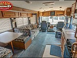 1999 Fleetwood Bounder Photo #11