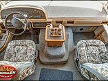1999 Fleetwood Bounder Photo #12