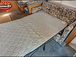 1999 Fleetwood Bounder Photo #17