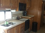 2006 Fleetwood Bounder Photo #4