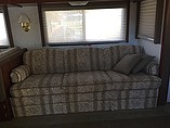 2003 Fleetwood Bounder Photo #2