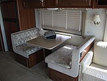2005 Fleetwood Bounder Photo #12