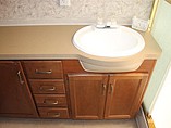 2005 Fleetwood Bounder Photo #22