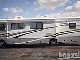 2005 Fleetwood Bounder Photo #5