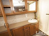 2005 Fleetwood Bounder Photo #10