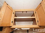 2005 Fleetwood Bounder Photo #21