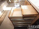 2005 Fleetwood Bounder Photo #23
