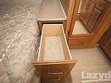 2005 Fleetwood Bounder Photo #40