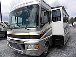 2005 Fleetwood Bounder Photo #3