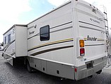 2005 Fleetwood Bounder Photo #4