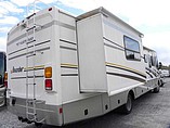2005 Fleetwood Bounder Photo #5
