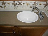 2005 Fleetwood Bounder Photo #35