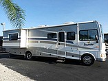 06 Fleetwood Bounder